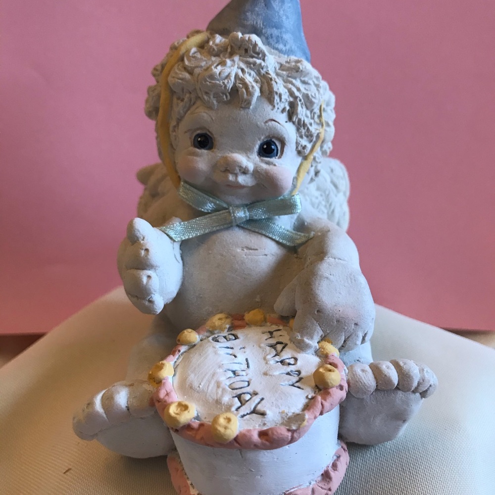 Dreamsicle happy birthday figurine